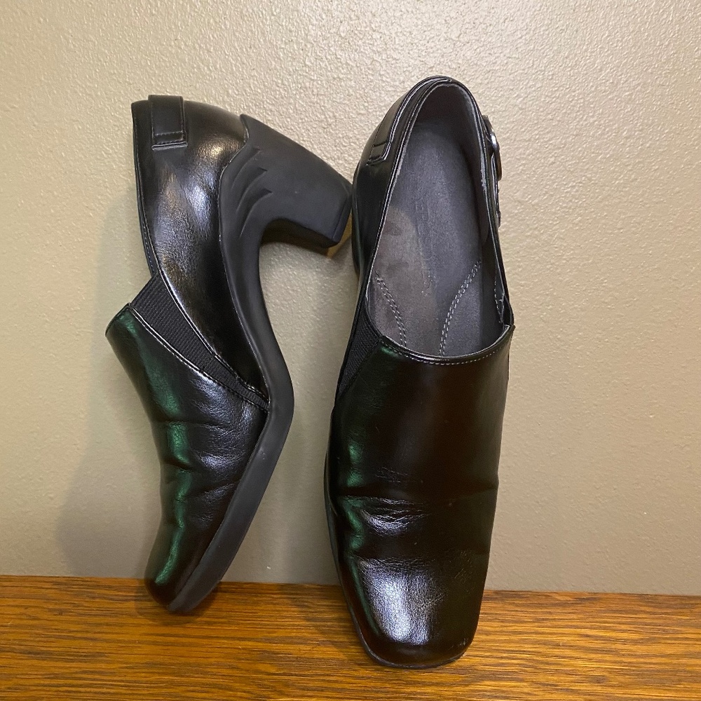 Aerosoles Saber Saw Bootie, Black, Size 7.5M, Gently Worn